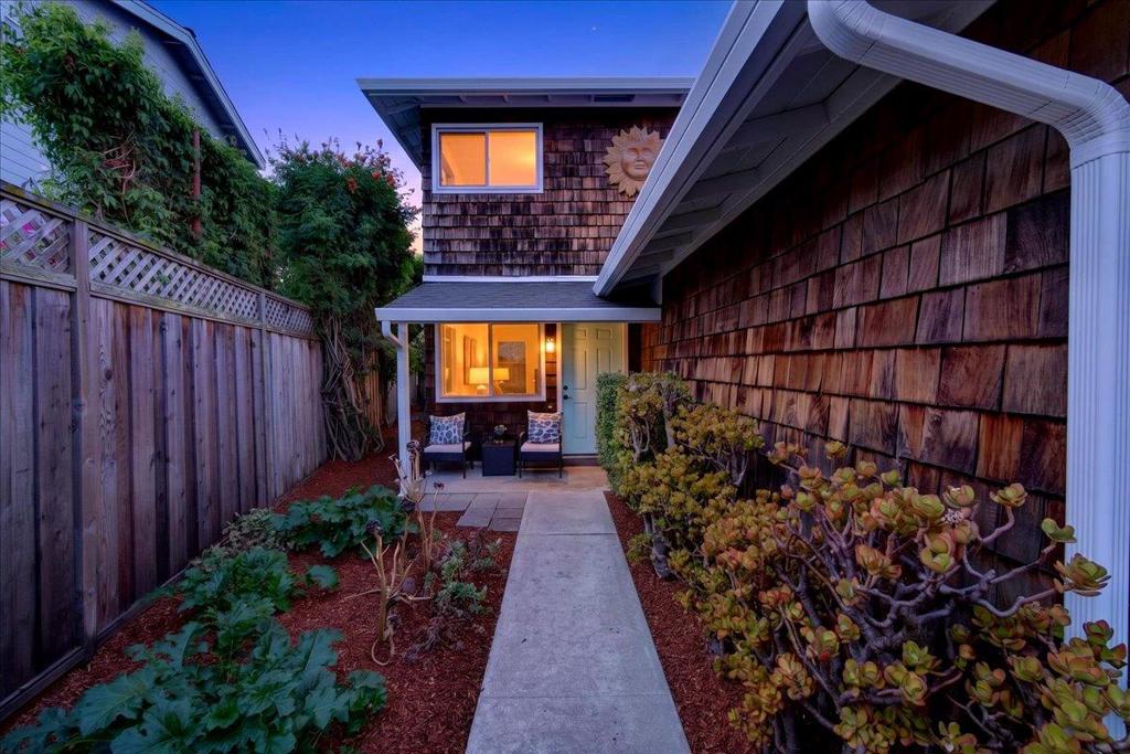 145 National Street Property Photo 4
