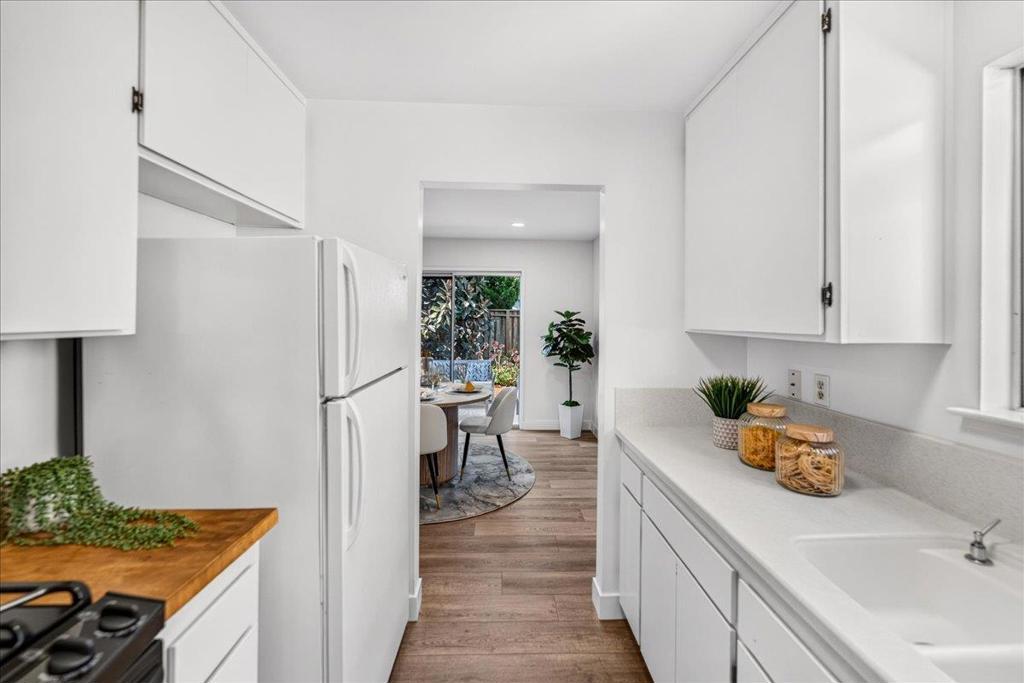 145 National Street Property Photo 16