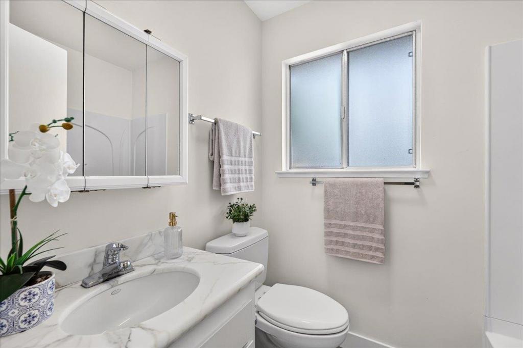 145 National Street Property Photo 21