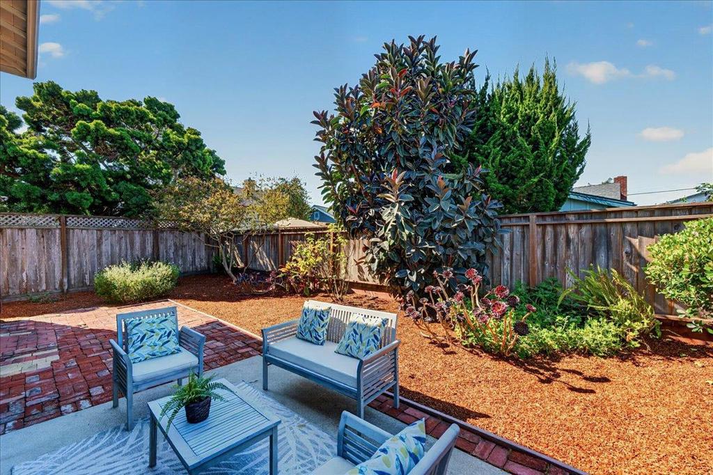 145 National Street Property Photo 28