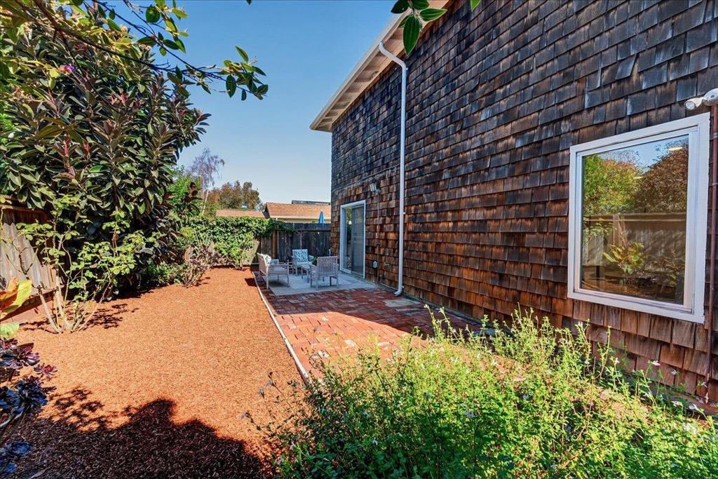 145 National Street Property Photo 31