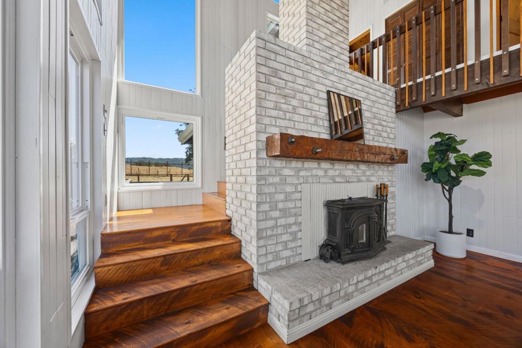 10115 Parrish View Drive Property Photo 7