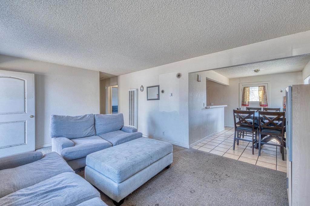 24 8th Street Property Photo 5