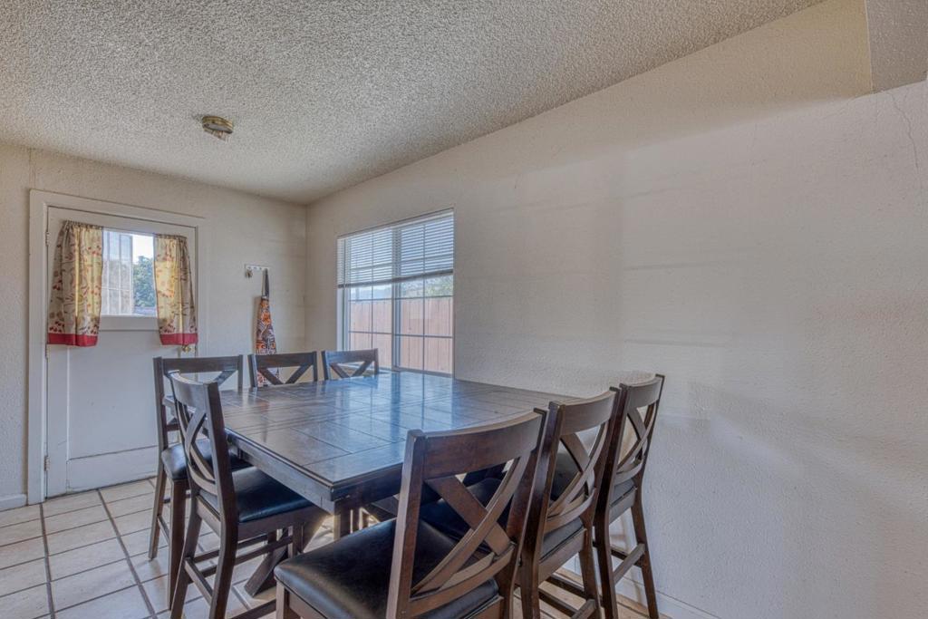 24 8th Street Property Photo 6