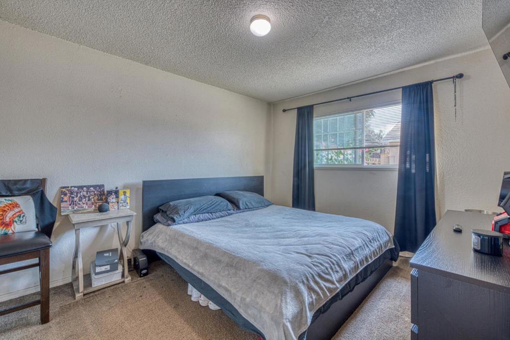24 8th Street Property Photo 11