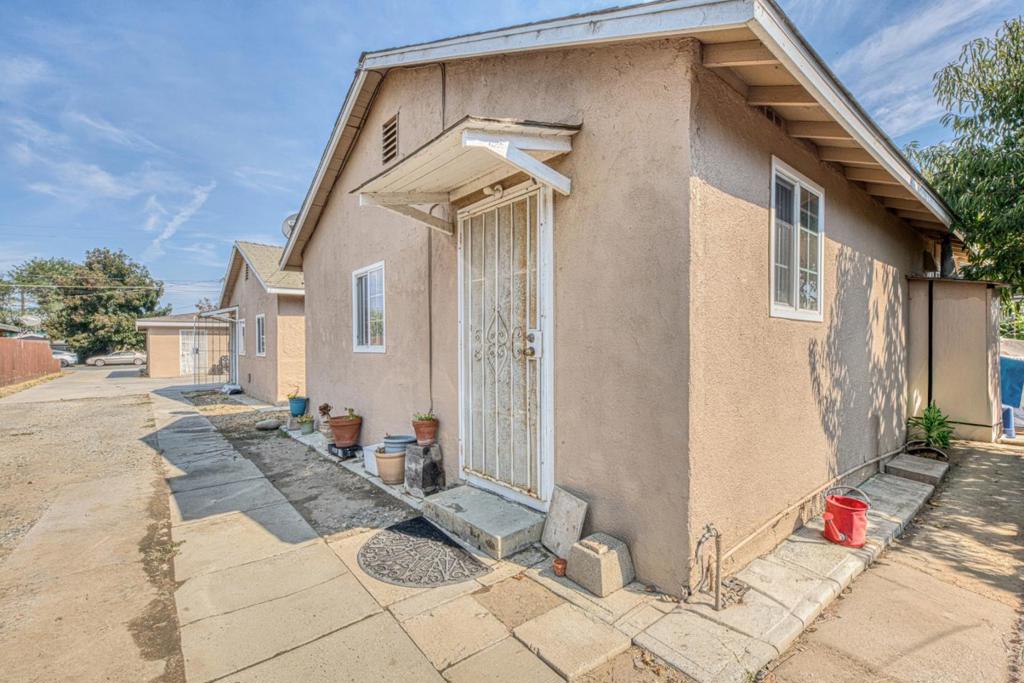 24 8th Street Property Photo 26