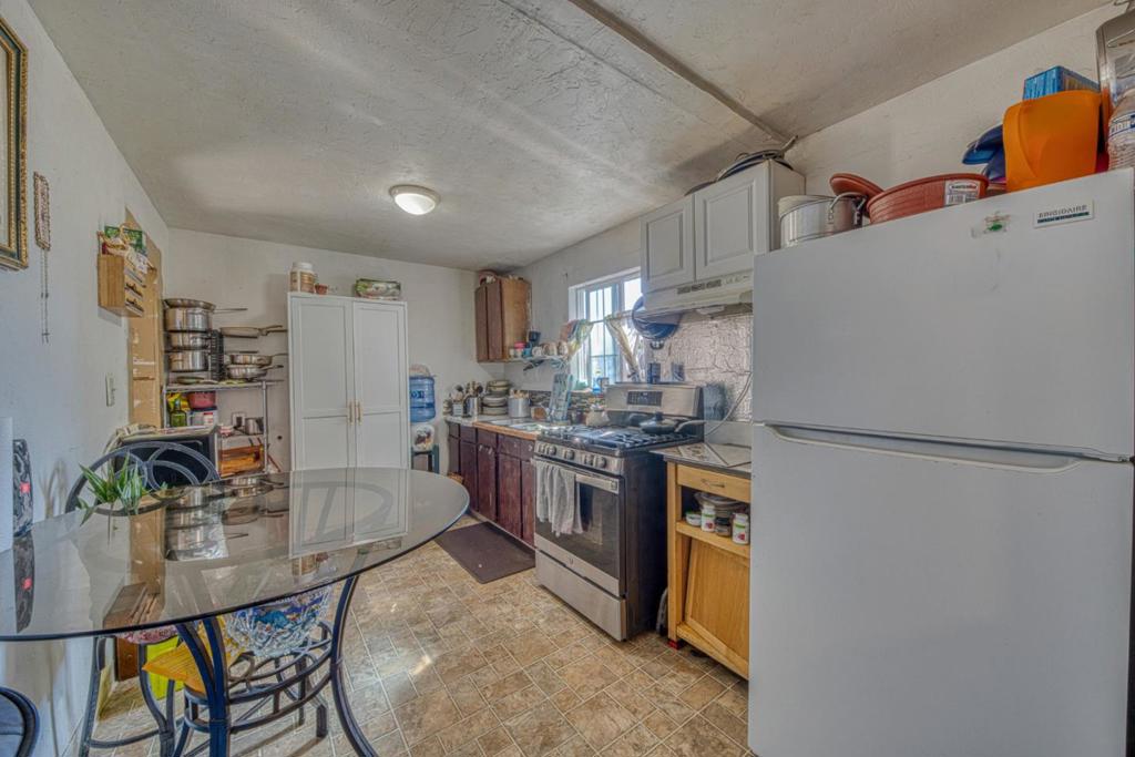 24 8th Street Property Photo 29