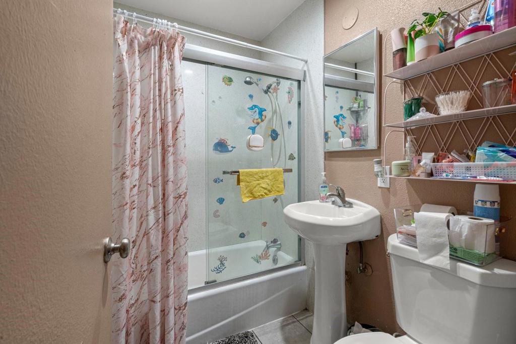 2439 Clyda Drive Property Photo 13