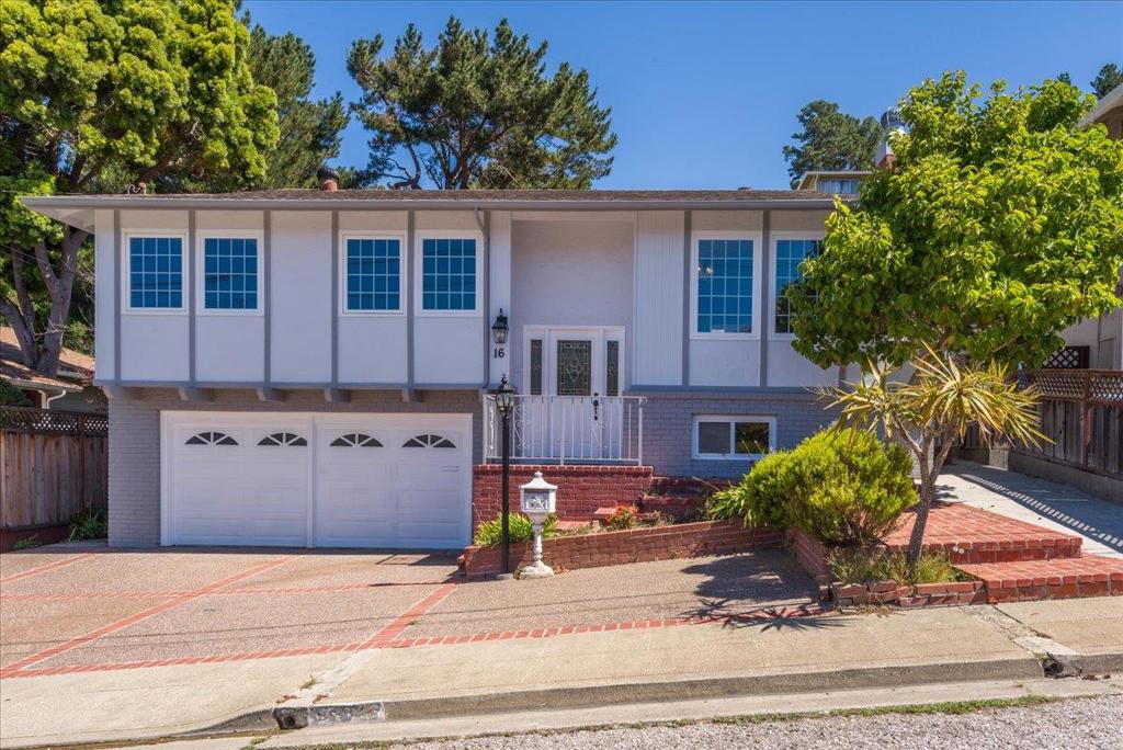 16 Malavear Court Property Photo 1