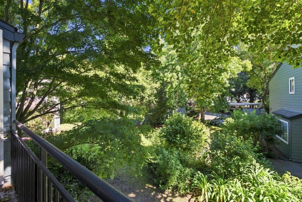 24 Emery Bay Drive Property Photo 27