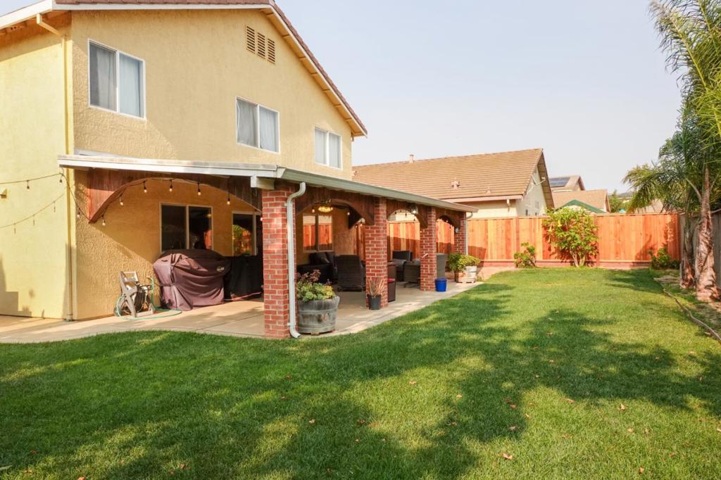 972 San Gabriel Property Photo 10