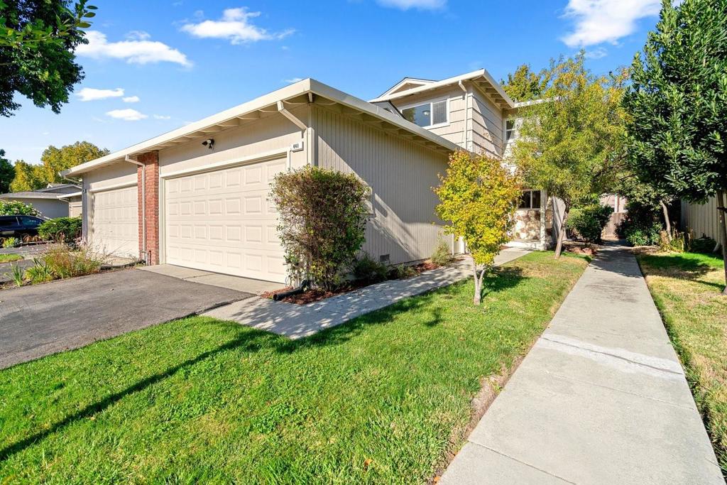 441 Poppy Place Property Photo 1
