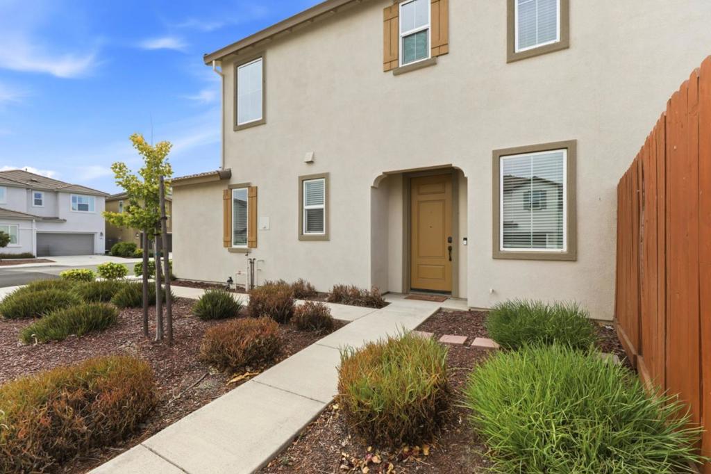 600 Duran Court Property Photo 3