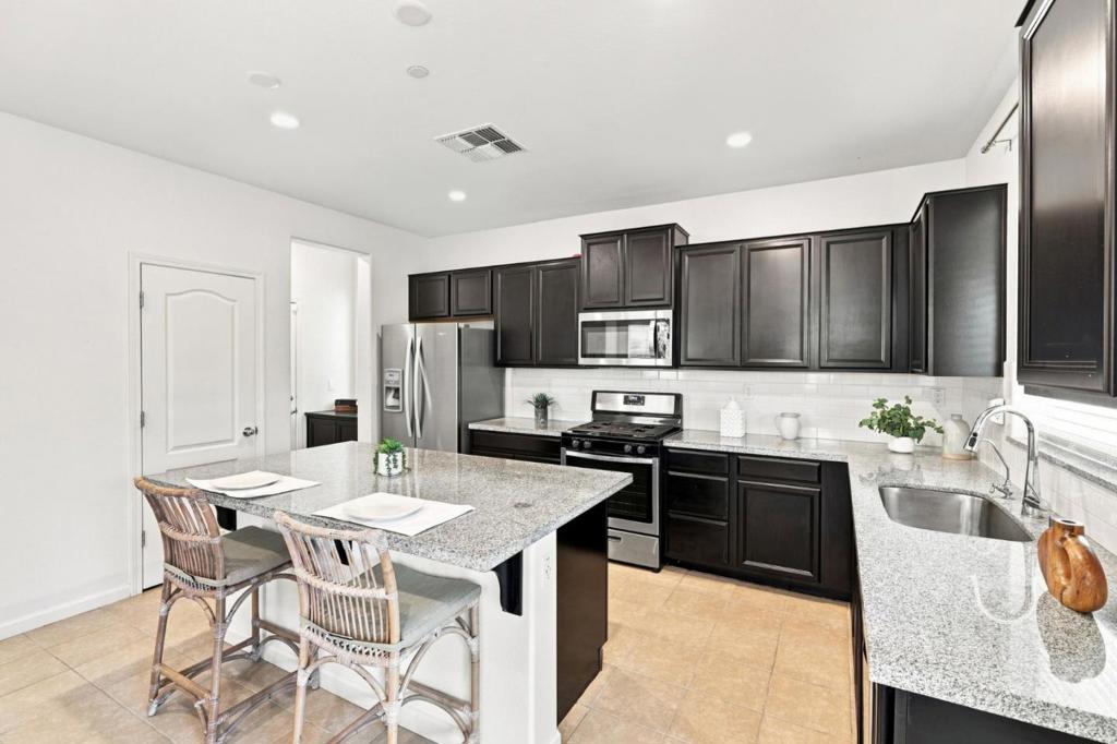 600 Duran Court Property Photo 9