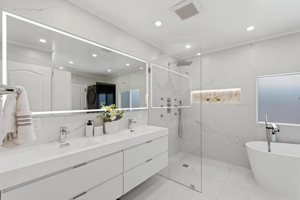 3146 Wessex Way Property Photo 13
