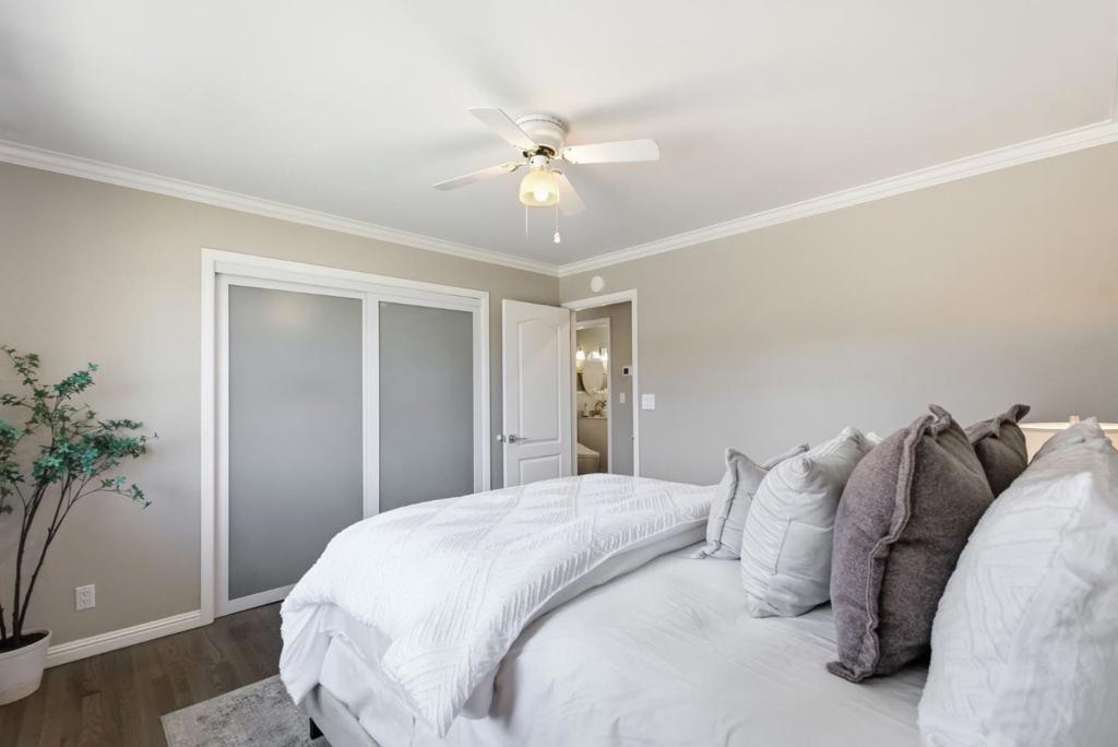 3146 Wessex Way Property Photo 18