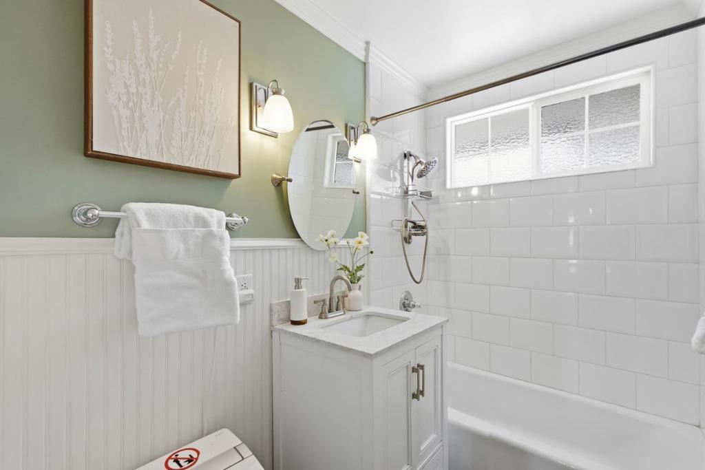 3146 Wessex Way Property Photo 19