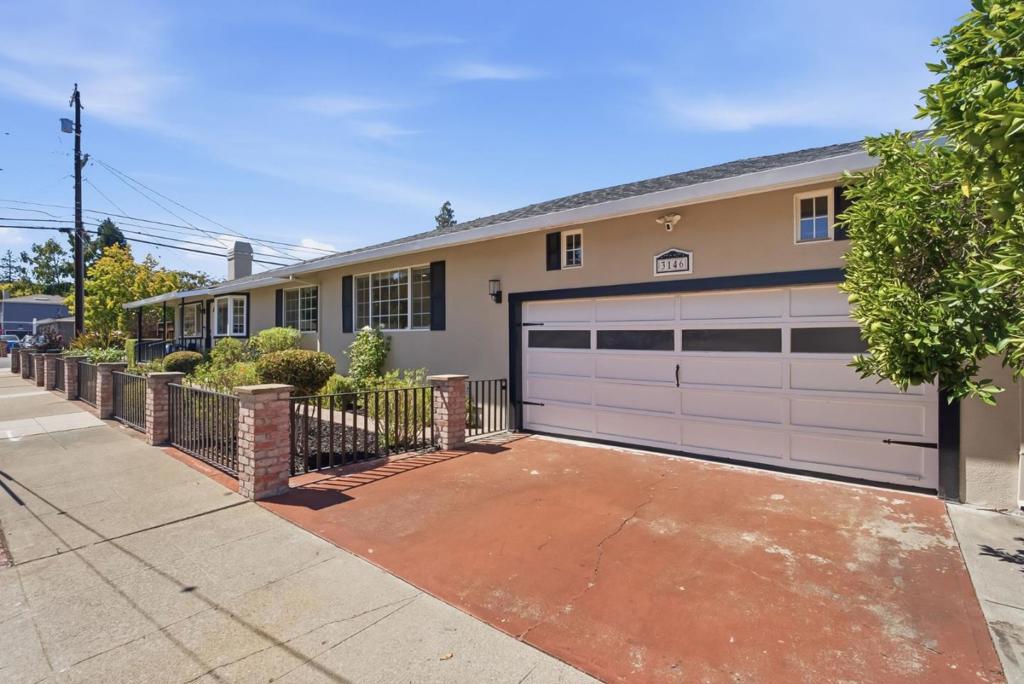 3146 Wessex Way Property Photo 30