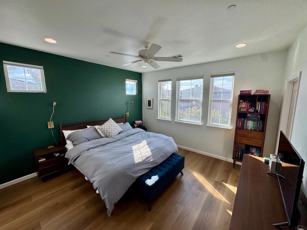 632 Moss Way Property Photo 8