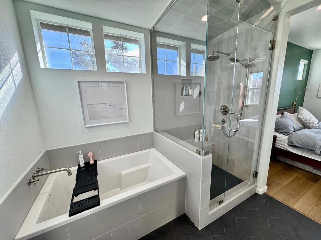 632 Moss Way Property Photo 13