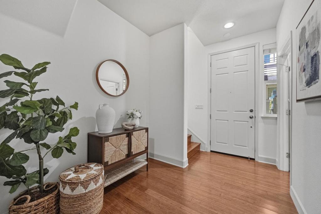 1259 Water Lily Way Property Photo 4