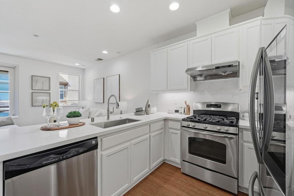 1259 Water Lily Way Property Photo 12