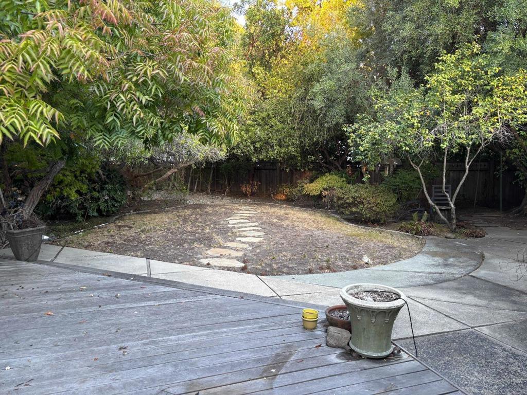 845 Los Robles Avenue Property Photo 3