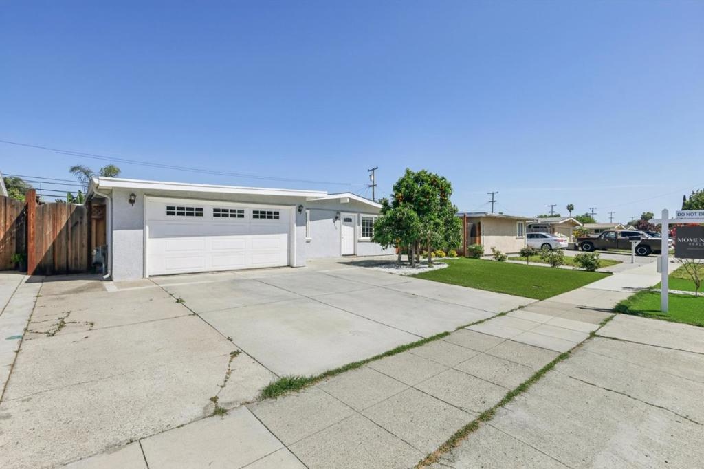 1370 Cathay Drive Property Photo 7