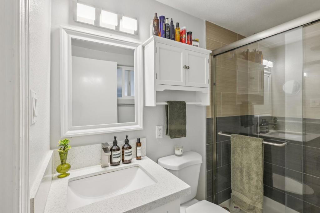 1370 Cathay Drive Property Photo 24