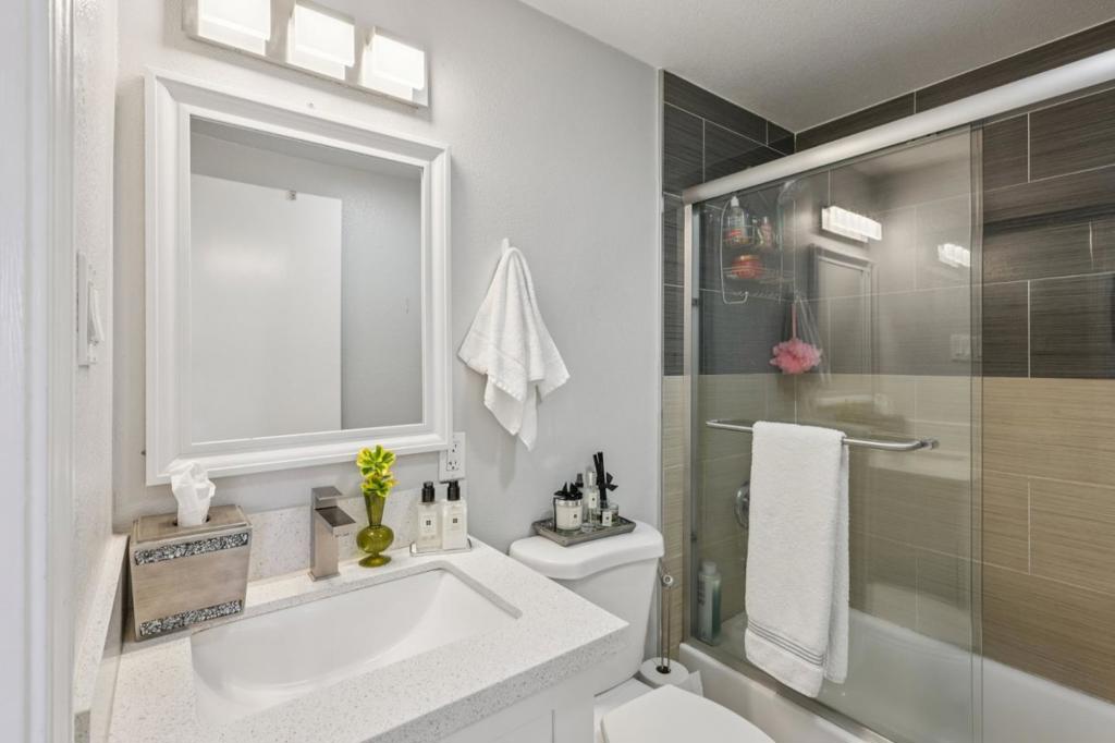 1370 Cathay Drive Property Photo 25
