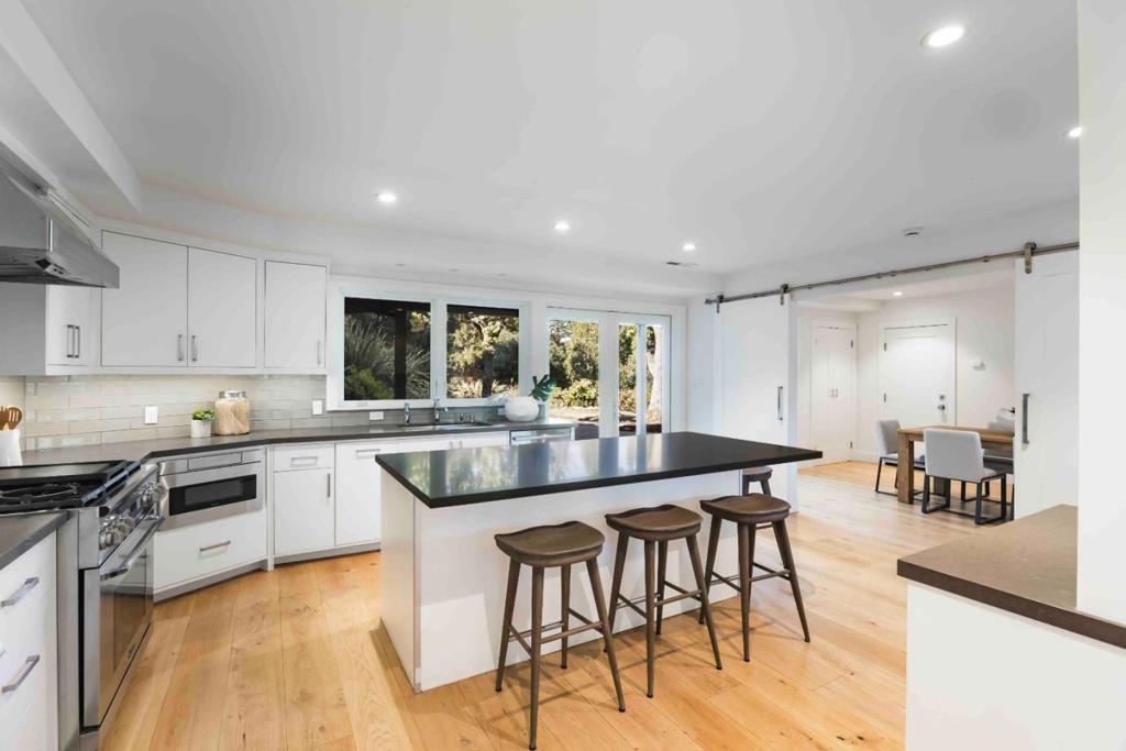 40 Hillbrook Drive Property Photo 20