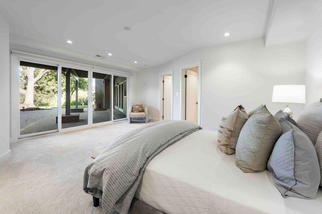 40 Hillbrook Drive Property Photo 25