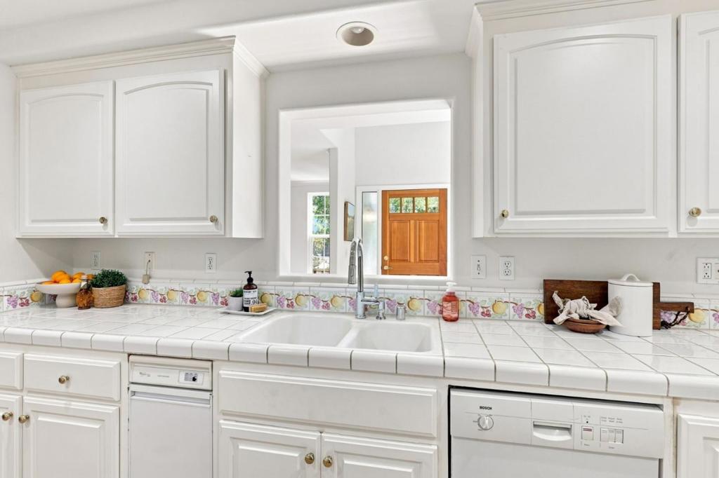 3360 Aptos Rancho Road Property Photo 10