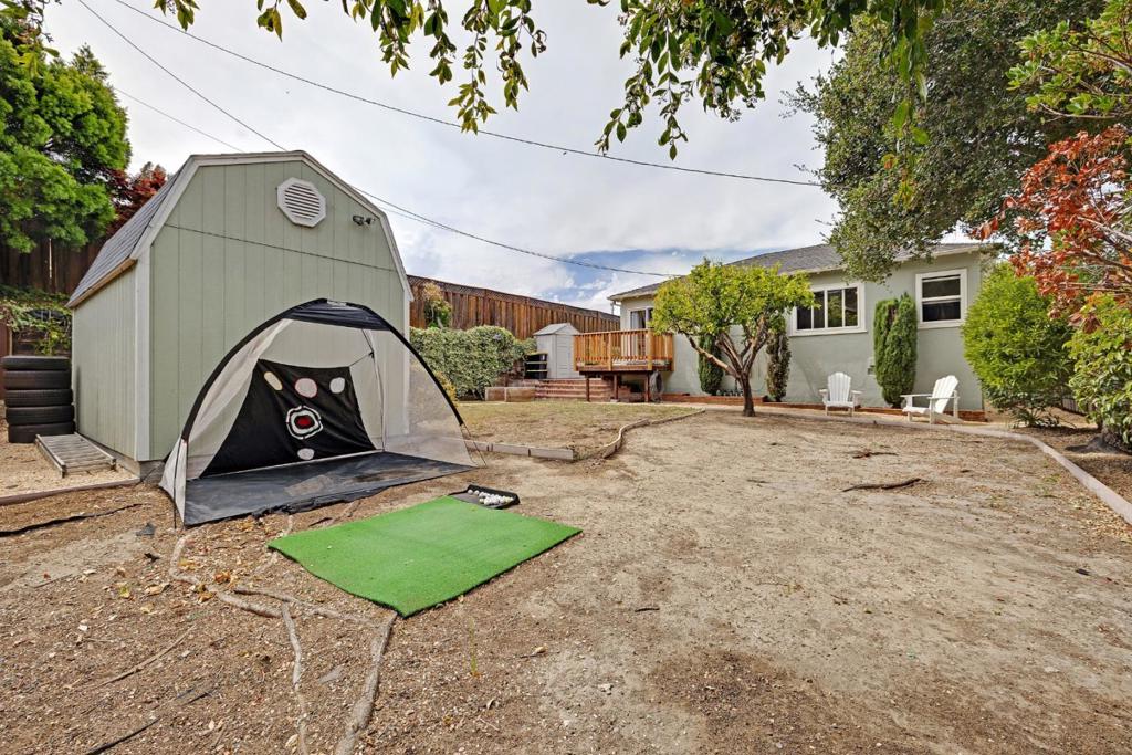 525 Helen Drive Property Photo 4