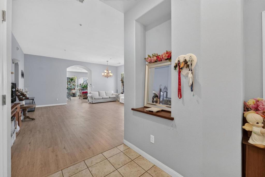551 Hillock Drive Property Photo 14