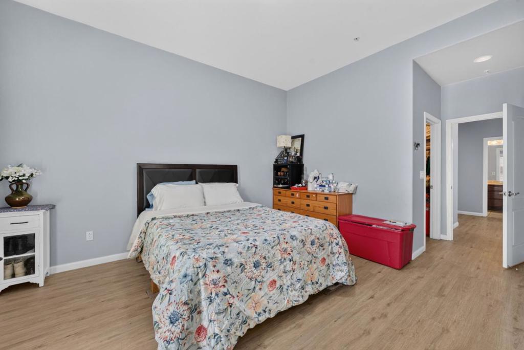 551 Hillock Drive Property Photo 18