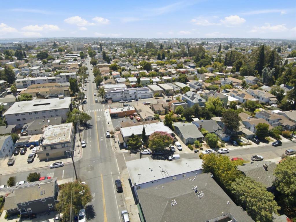3050 Davis Street Property Photo 66