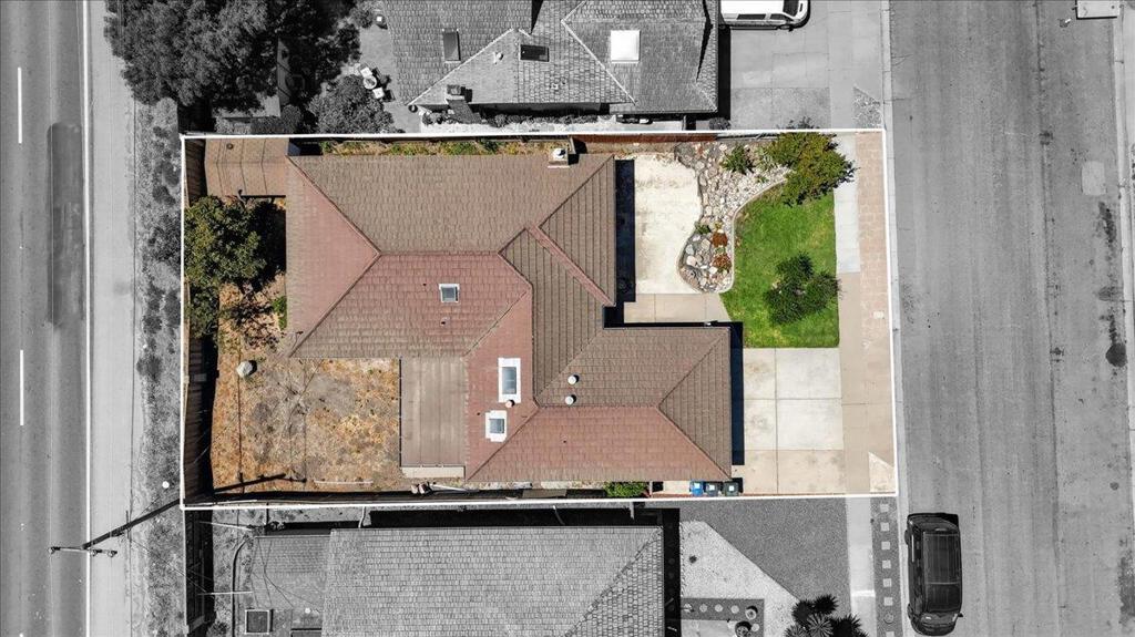 654 La Mesa Drive Property Photo 19