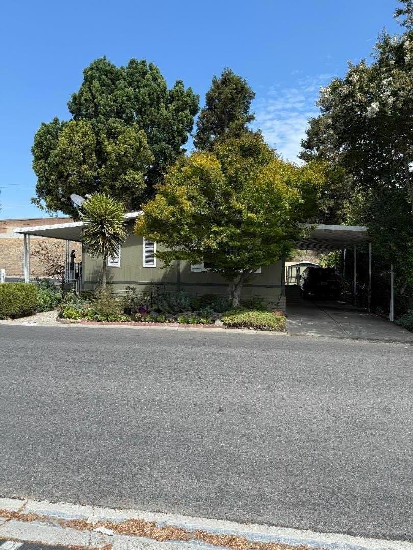 ML82059381 Property Photo 2