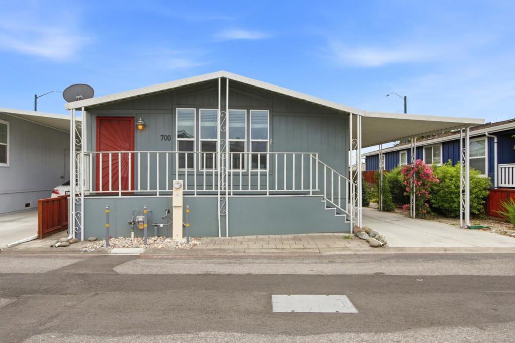 1085 Tasman Drive 700 Property Photo 1