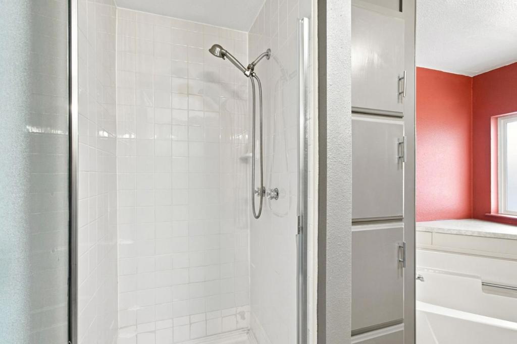 1085 Tasman Drive 700 Property Photo 24