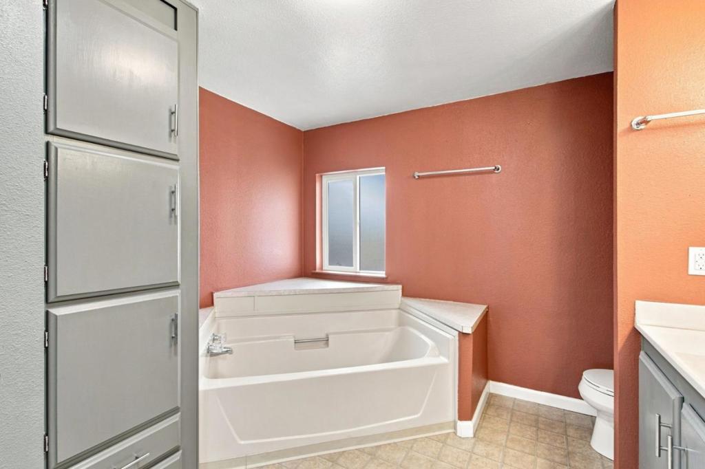 1085 Tasman Drive 700 Property Photo 25