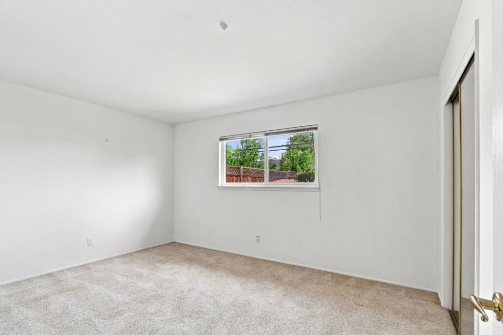 1939 Hershner Drive Property Photo 12
