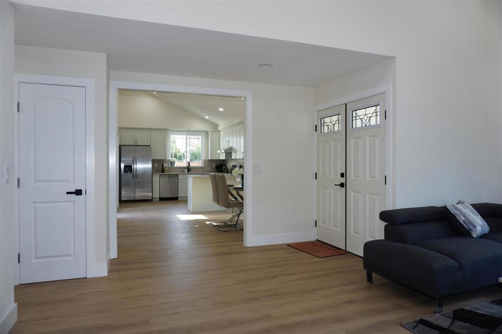 981 Taji Court Property Photo 8
