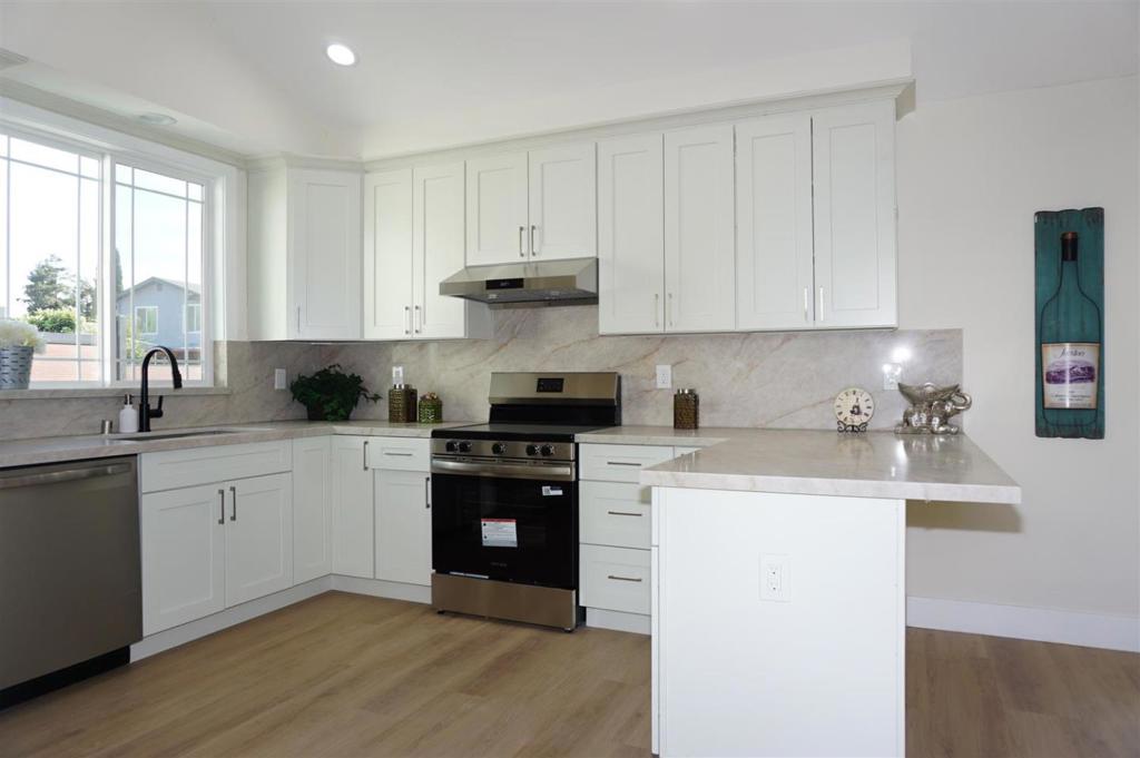 981 Taji Court Property Photo 17