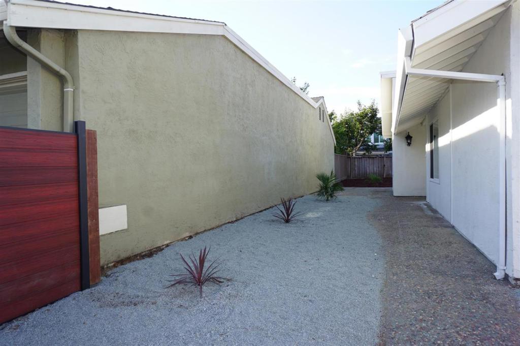 981 Taji Court Property Photo 35