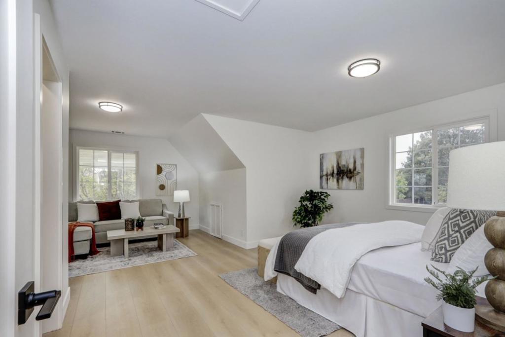 14655 Country Lane Property Photo 13