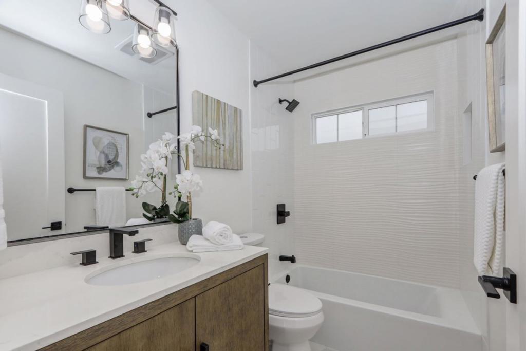 14655 Country Lane Property Photo 15