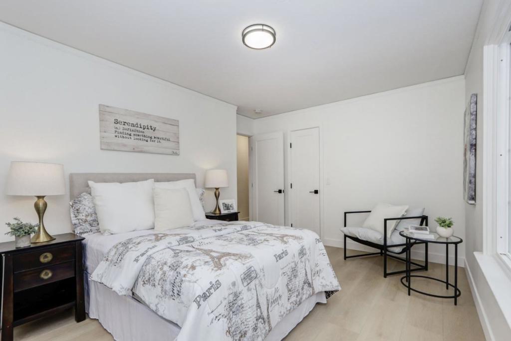 14655 Country Lane Property Photo 19
