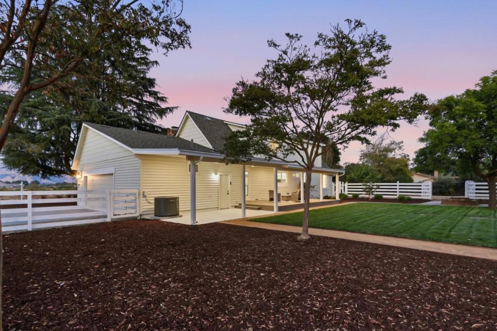 14655 Country Lane Property Photo 32